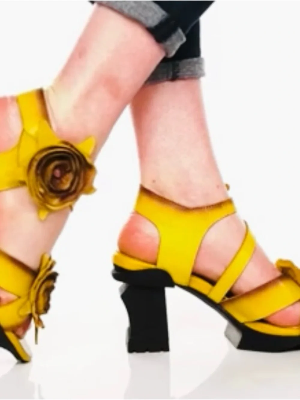 L’Artiste Shelly Yellow Floral Leather Platform Heels EU 41 9.5-10